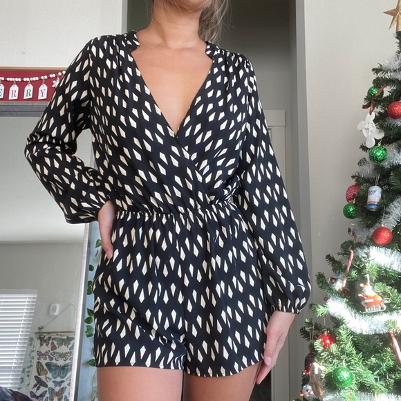 Romper - Picture 4 of 4